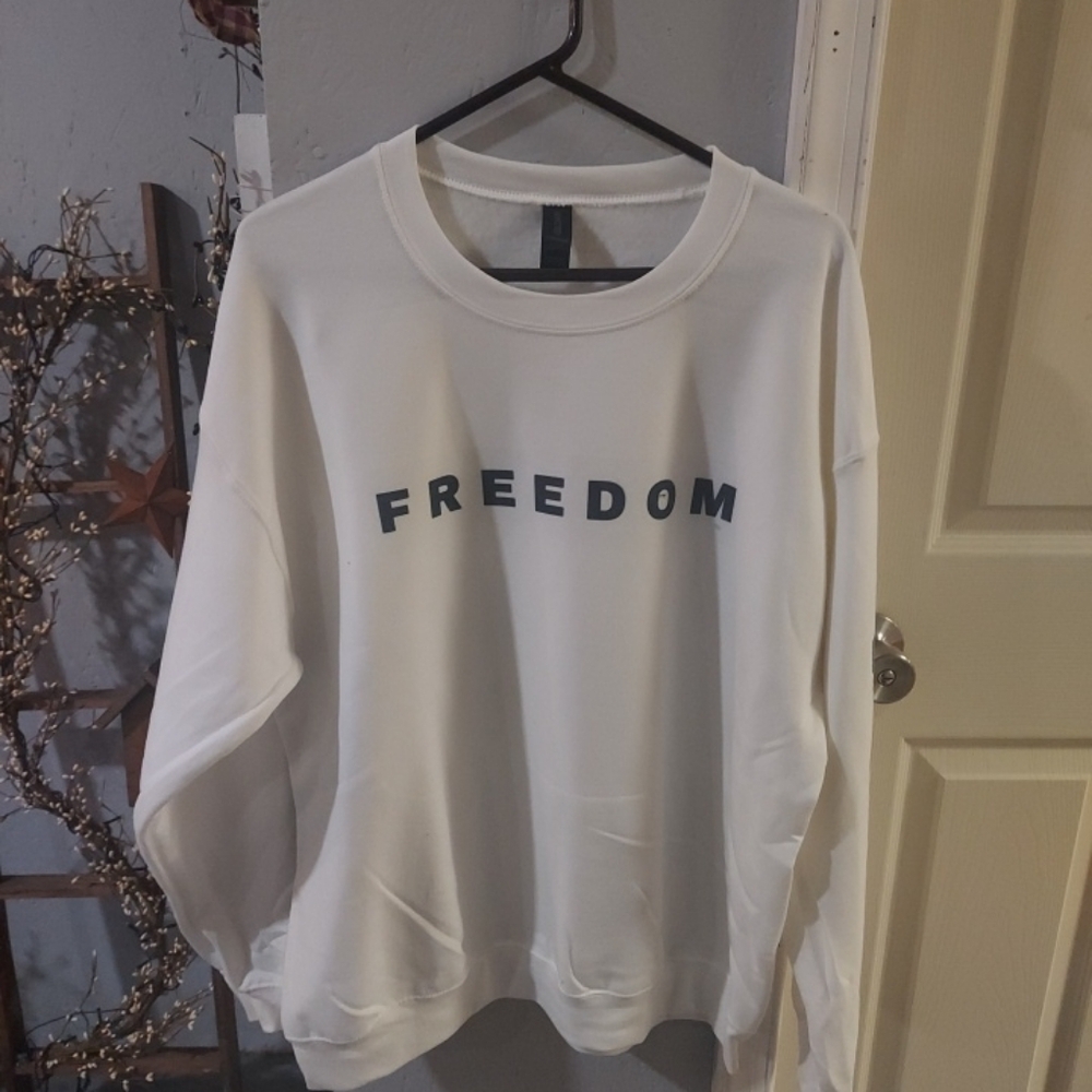 Freedom Sweatshirt White Size Large